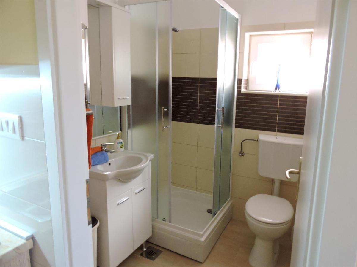 Apartments By The Sea Veli Rat, Dugi Otok - 436 Екстериор снимка