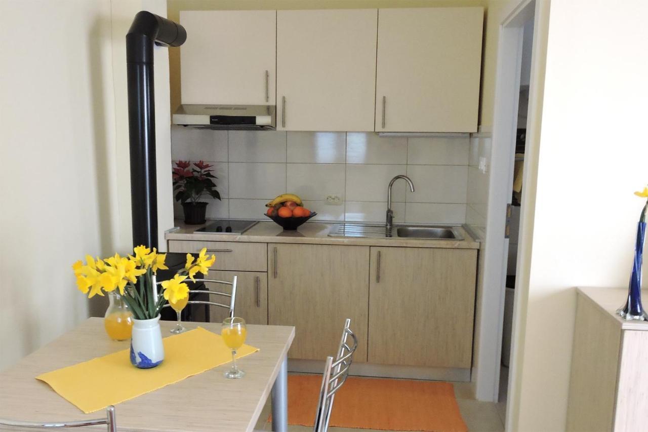 Apartments By The Sea Veli Rat, Dugi Otok - 436 Екстериор снимка