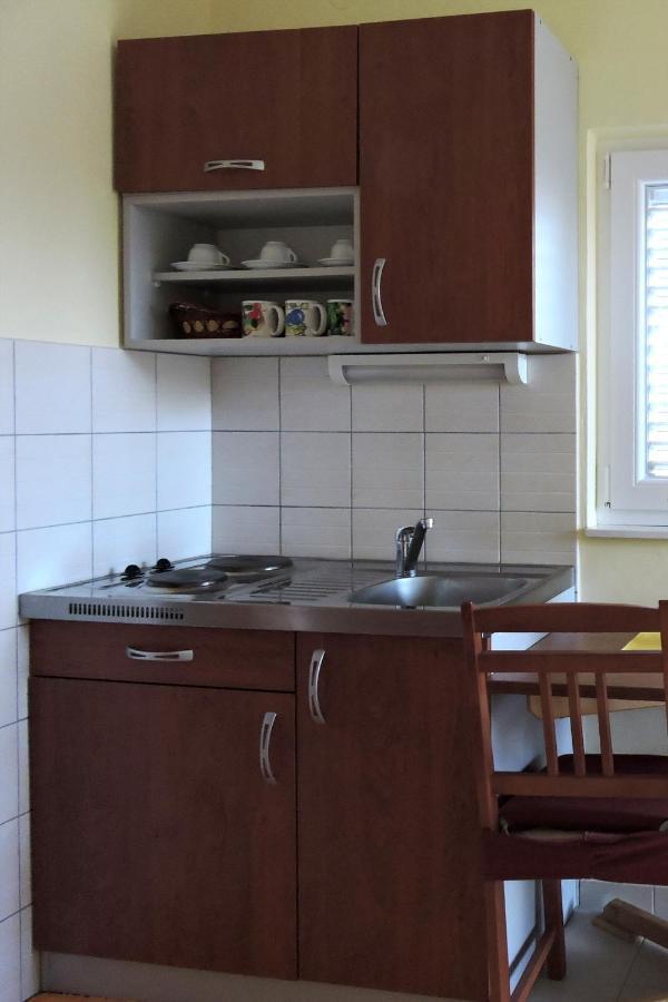 Apartments By The Sea Veli Rat, Dugi Otok - 436 Екстериор снимка